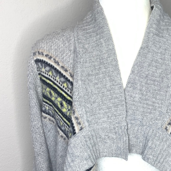 C. Cashmere 2 ply cashmere cardigan - Picture 4 of 4